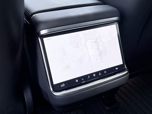 Used 2025 Tesla Model S AWD/4WD image 49