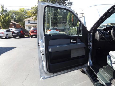 Used 2012 Ford F150 XLT w/ Trailer Tow Pkg image 18