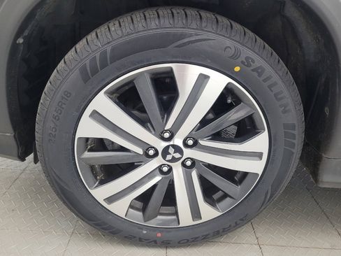 Used 2020 Mitsubishi Outlander Sport ES FWD image 31