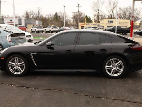 Used 2013 Porsche Panamera 4 Platinum Edition image 8