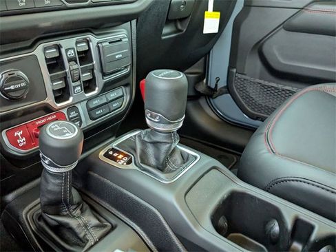 New 2026 Jeep Gladiator Rubicon w/ Safety Group image 22