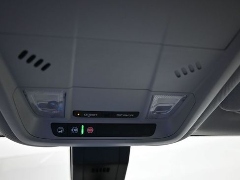 Used 2023 Chevrolet Equinox LS w/ LS Convenience Package image 15