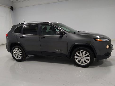 Used 2015 Jeep Cherokee Limited AWD/4WD image 11