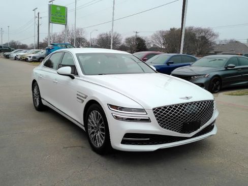 Used 2021 Genesis G80 2.5T image 4