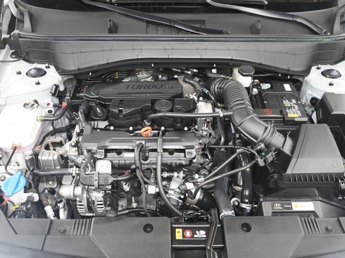 Certified 2026 Hyundai Kona SEL Premium AWD/4WD image 31