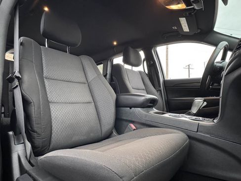 Used 2019 Jeep Grand Cherokee Laredo w/ Security & Convenience Group image 26