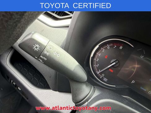 Certified 2024 Toyota RAV4 XLE FWD image 30