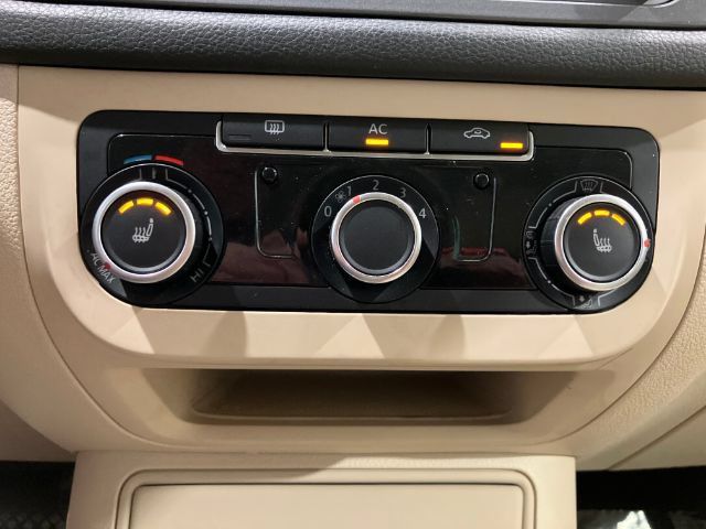 Used 2012 Volkswagen Tiguan S FWD image 28