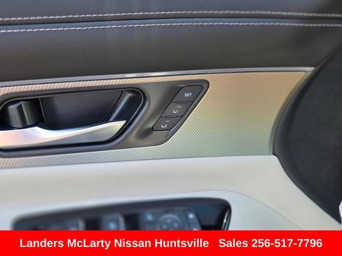 Used 2025 Nissan Murano SL AWD/4WD image 24
