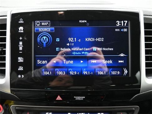 Used 2018 Honda Pilot Elite image 4