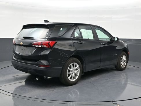 Used 2024 Chevrolet Equinox LS FWD image 5