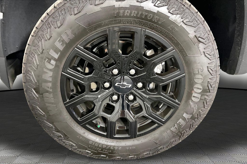 Used 2026 Chevrolet Colorado Trail Boss AWD/4WD image 28