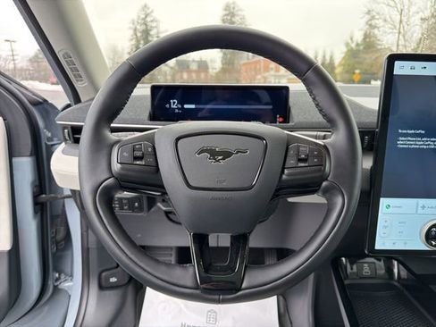 Used 2025 Ford Mustang Mach-E Premium image 22