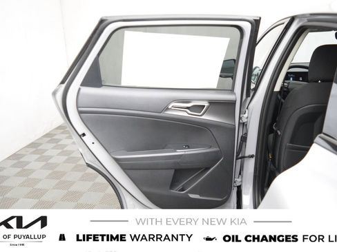 New 2026 Kia Sportage S image 11