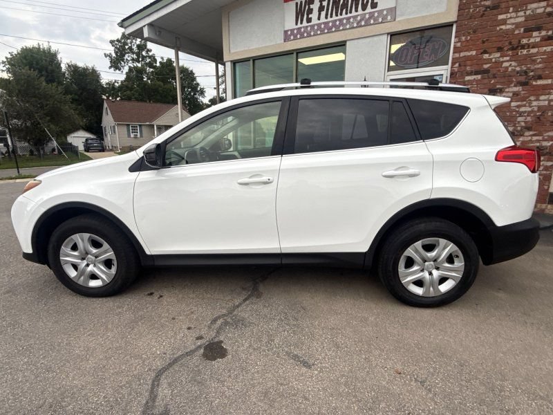 Used 2014 Toyota RAV4 LE AWD/4WD image 8