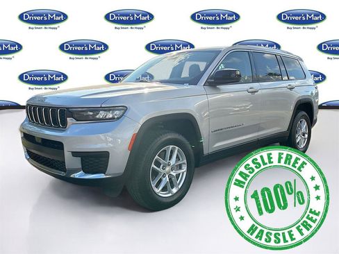 Used 2023 Jeep Grand Cherokee L Laredo w/ Luxury Tech Group I image 3