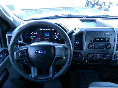 Used 2019 Ford F250 XL w/ Power Equipment Group image 13