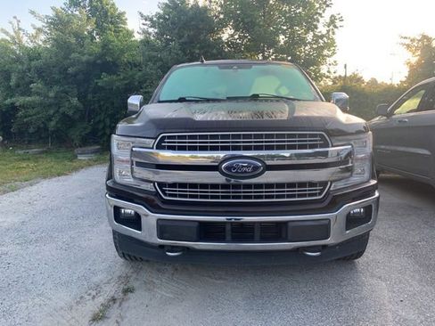 Used 2018 Ford F150 Lariat w/ Equipment Group 502A Luxury AWD/4WD image 3
