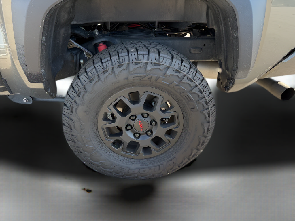 Used 2025 Toyota Tacoma TRD Off-Road AWD/4WD image 21