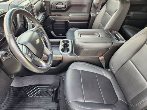 Certified 2021 Chevrolet Silverado 1500 LTZ AWD/4WD image 13