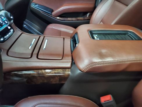 Used 2020 Chevrolet Tahoe Premier RWD image 24