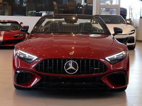 Used 2022 Mercedes-Benz SL 63 AMG 4MATIC image 33