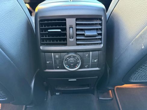 Used 2017 Mercedes-Benz GLS 550 4MATIC w/ Driver Assistance Package image 18