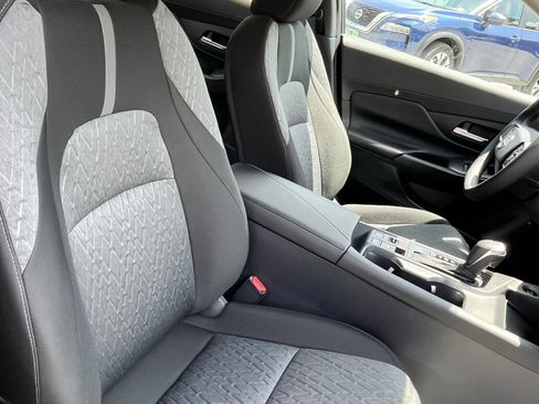 New 2026 Nissan Sentra SV w/ SV Convenience Package FWD image 17