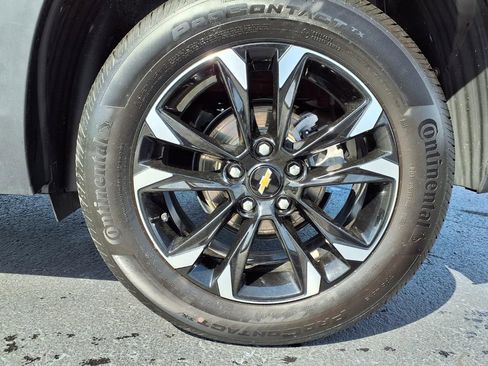 Used 2023 Chevrolet TrailBlazer LT FWD image 32