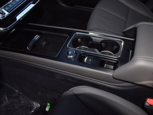 New 2026 Lincoln Corsair Premiere image 30