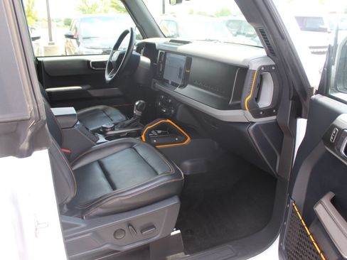 Used 2023 Ford Bronco Badlands AWD/4WD image 13