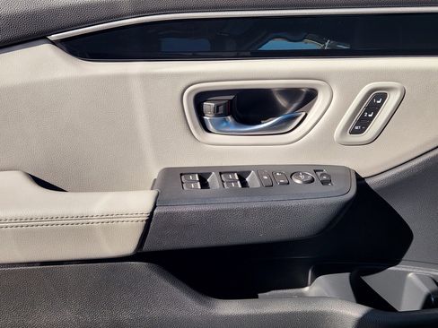 Certified 2025 Honda Pilot EX-L image 23