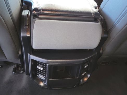 Used 2021 RAM 1500 Big Horn image 26