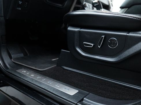 Used 2019 Ford F150 Platinum w/ Technology Package image 32