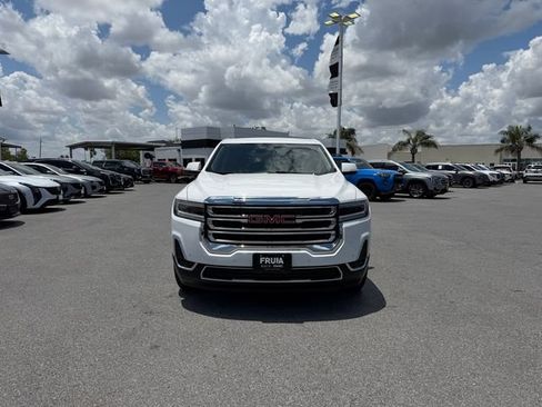 Used 2023 GMC Acadia SLE FWD image 2