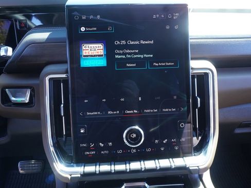 New 2026 GMC Yukon XL Denali Ultimate w/ LPO, Illumination Package image 21