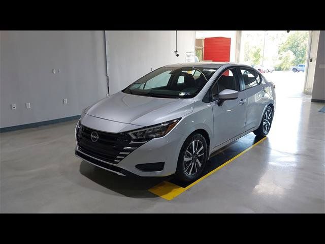 Used 2025 Nissan Versa SV w/ Trunk Package FWD image 18