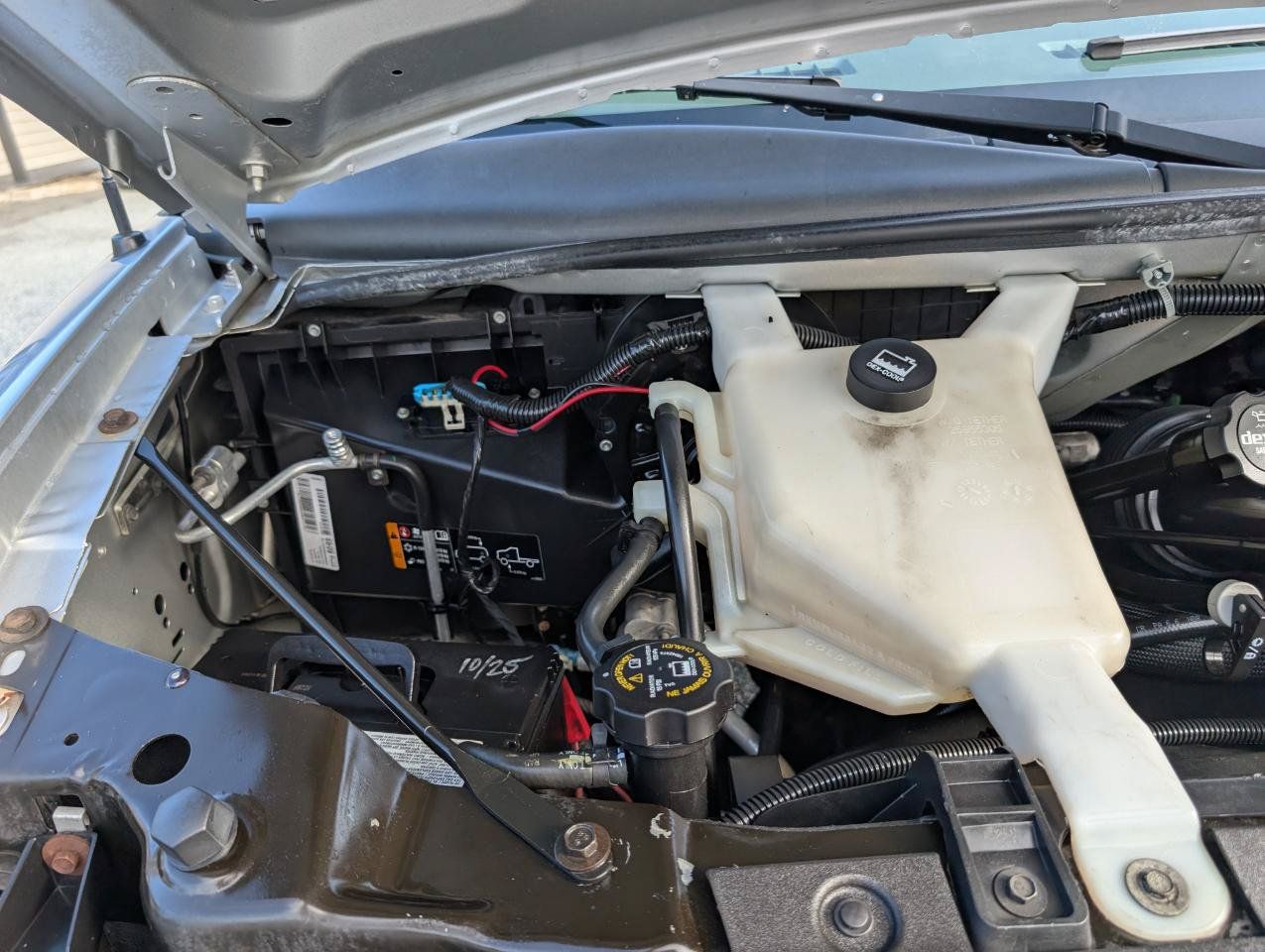 Used 2017 Chevrolet Express 3500 LT w/ LT Preferred Equipment Group RWD image 19