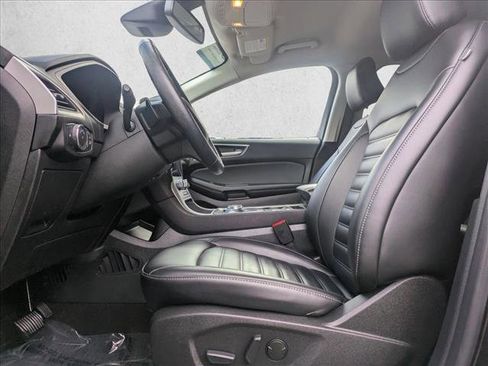 Used 2022 Ford Edge SEL w/ Convenience Package image 23