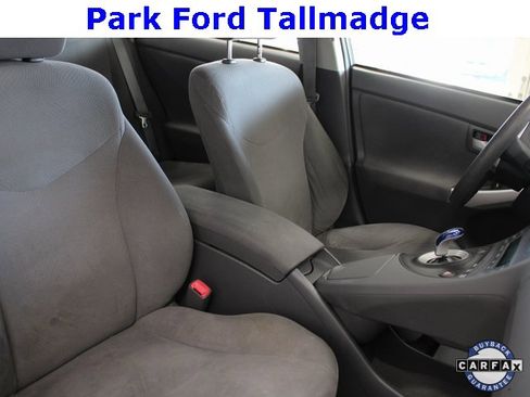 Used 2010 Toyota Prius Two w/ Preferred Accessory Pkg image 21