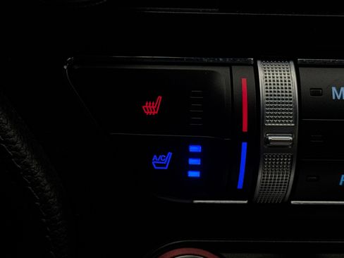 Used 2022 Ford Mustang Premium w/ Equipment Group 201A RWD image 19