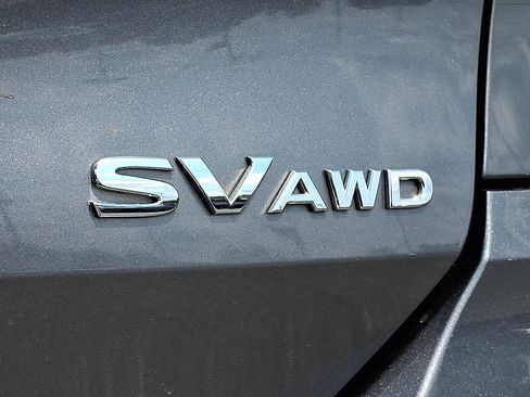 Used 2017 Nissan Rogue SV AWD/4WD image 30