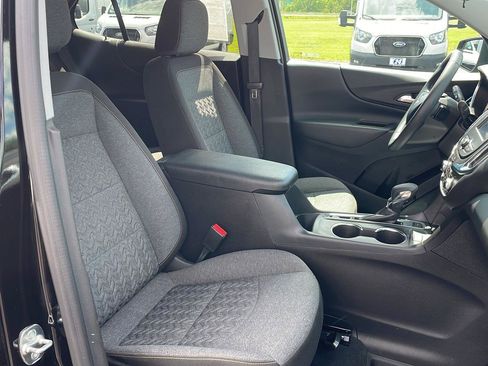 Used 2024 Chevrolet Equinox LT w/ LPO, Floor Liner Package AWD/4WD image 27
