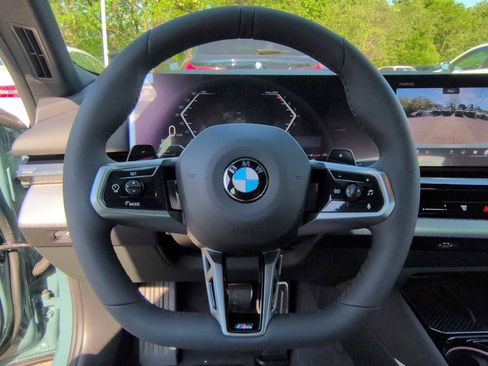 New 2026 BMW 530i xDrive AWD/4WD image 25