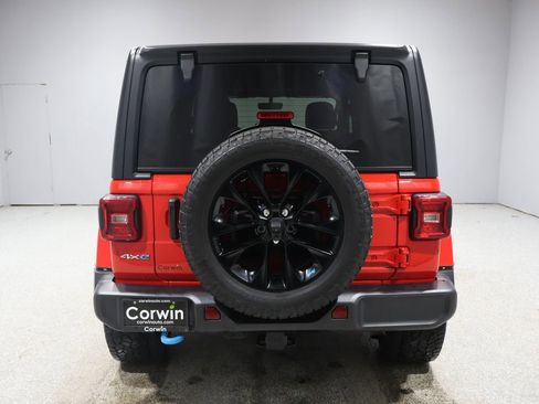 Used 2022 Jeep Wrangler Unlimited Sahara w/ Cold Weather Group image 3