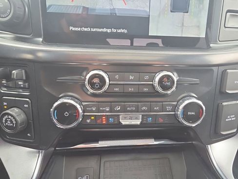 Certified 2022 Ford F150 Platinum w/ Equipment Group 701A High image 24