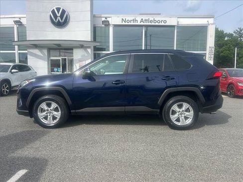 Used 2021 Toyota RAV4 XLE AWD/4WD image 8