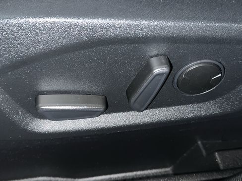 Used 2021 Ford Edge SEL w/ Cargo Accessory Package image 19