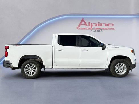 Used 2022 Chevrolet Silverado 1500 LT image 6