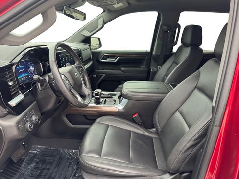 Used 2023 Chevrolet Silverado 1500 RST image 9